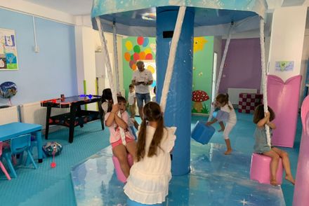 Amenajare loc de joaca de interior Frozen Magic Land, Titu