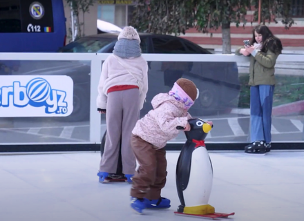 Targul de Craciun Navodari a ales patinoarul ecologic 
