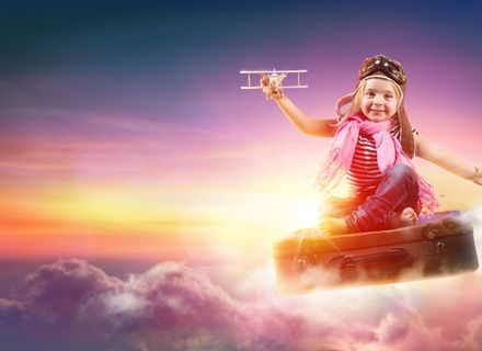  Un nou magazin online in curand - Pufca Toys