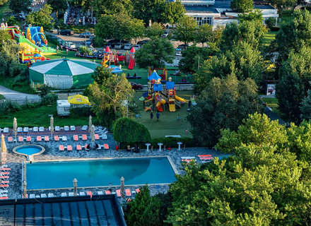 Amenajare complex de joaca exterior Hotel Capitol, Jupiter Mangalia