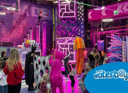 Jumpy Iași - cel mai nou și spectaculos loc de joacă indoor din oraș, amenajat de Waterboyz Jumpy Iași - cel mai nou și spectaculos loc de joacă indoor din oraș, amenajat de Waterboyz
