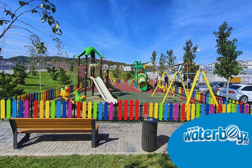Designing outdoor playground Annabella Ramnicu Valcea