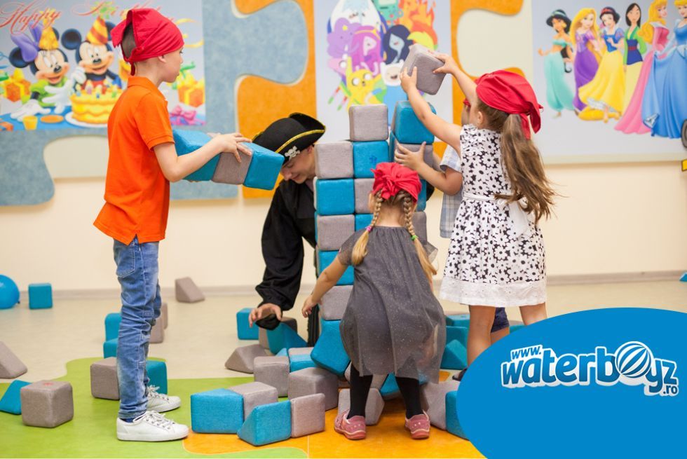 Equipment for kindergartens – magnetic cubes of construction 3D