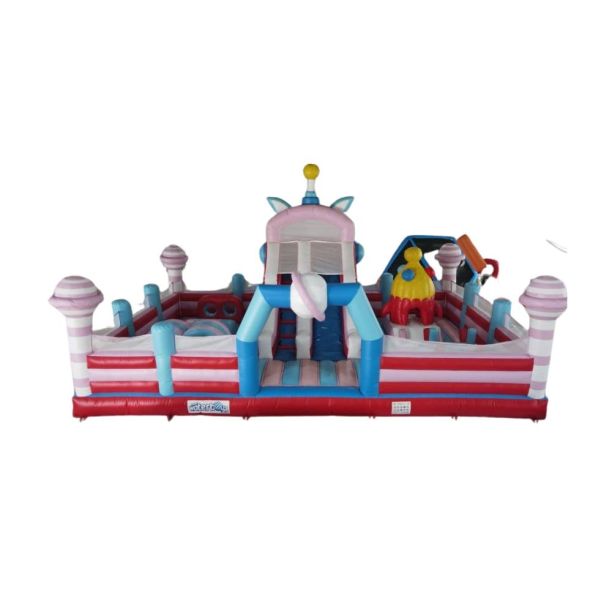 Inflatable playground Kitty