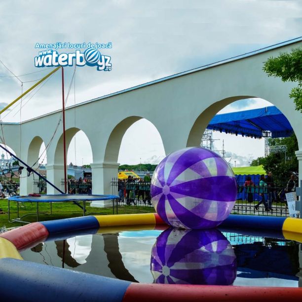 8mx0.8mm TPU Purple  inflatable balls