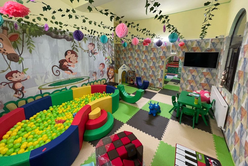 Amenajare loc de joaca de interior Jungle Jump, Targoviste